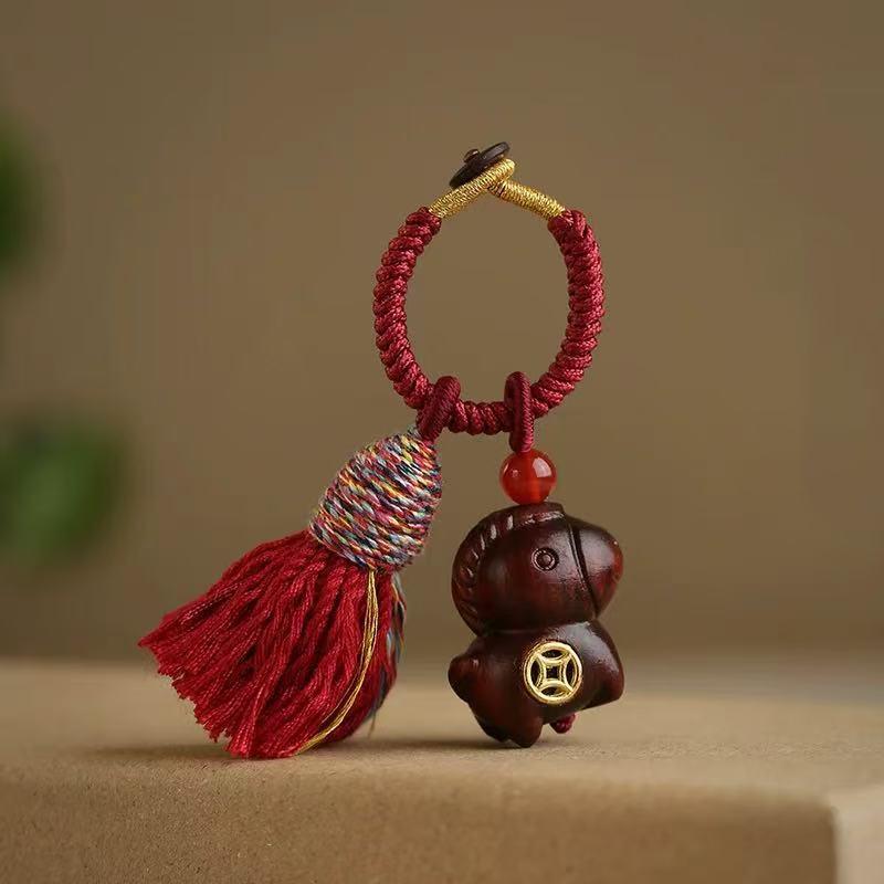 Creative Sandalwood Horse Pendant Keychain Year Of The Horse Mobile Phone Chain Backpack Hanging Decoration Year Gifts