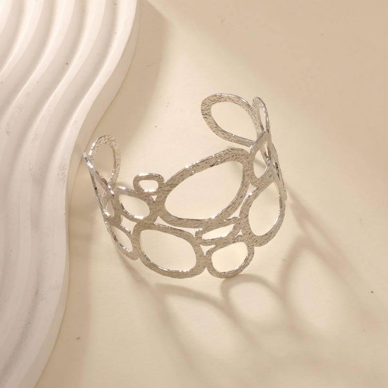European and American Jewelry Women's Geometric Opening Ins Wind Adjustable Fashion Popular Snake Bracelet Gold Bracelet