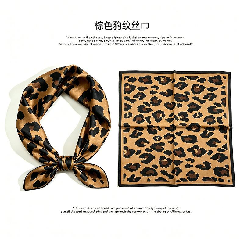 [111 mulberry silk] Korean version of classic cashew nut flower bag headscarf, small square scarf, shirt, suit, thin silk silk scarf