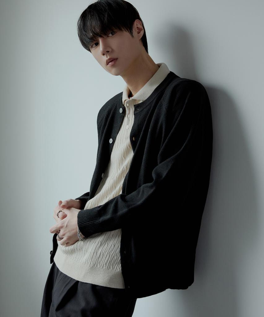 Nodu Raglan Herasi Round Cardigan [Black]