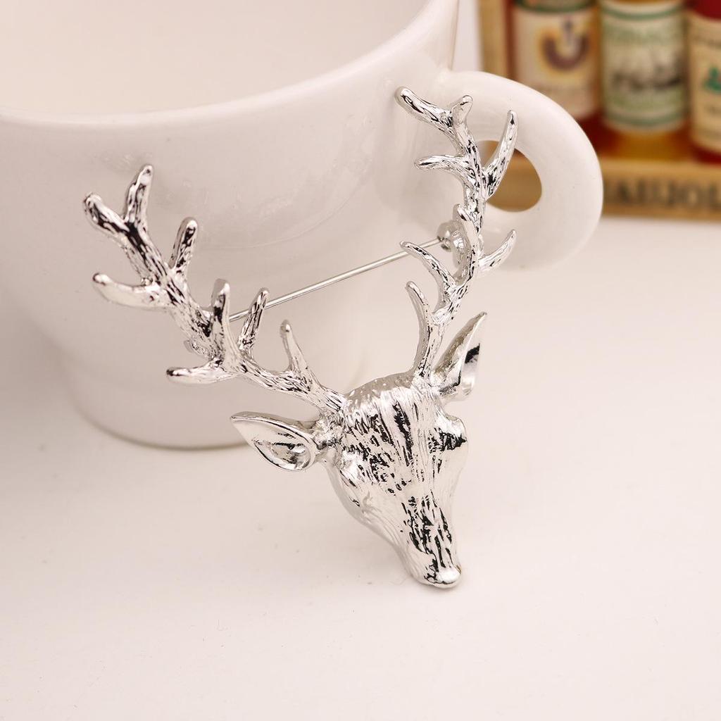 Vintage Long-Horned Deer Brooch - Elegant Elk Head Pin for Men and Women