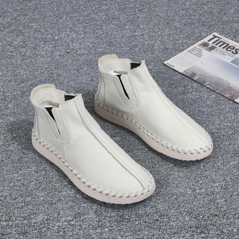 Men's Autumn and Winter New Corium Casual Shoes with Soft Soles High Tops and Flat Bottom Handmade Leather Shoe Male