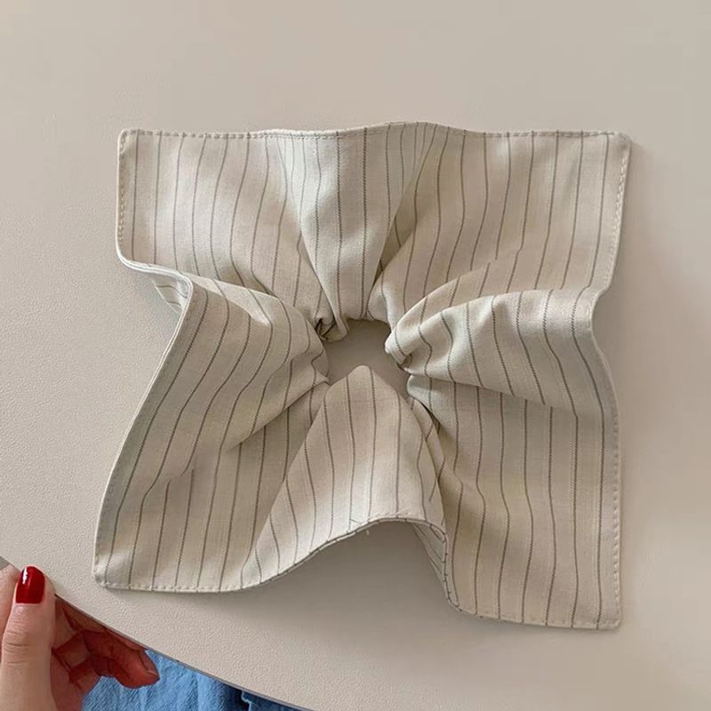 5.3cm Medium Size Butterfly Hairclaws  Hair Claw Crab Hairclips Summer Hairstyles for Girls and Women Headwear Waterproof Hair