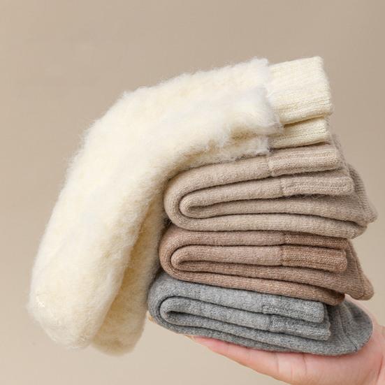 1 Pair Women Winter Socks Mid-tube Thickened Warm Soft Plush No Odor Solid Color High Elasticity Anti-slip Sweat-absorption Anti-shrink Sports Socks
