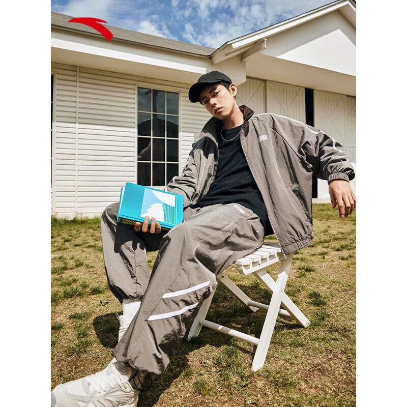 

Anta Men s Woven Loose Fit Windproof Casual Jacket M
