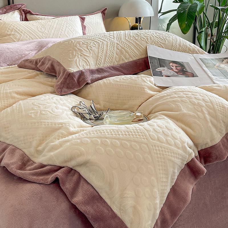 Matte Velvet 4-Piece Set: Non-Static, Solid Color, Wide-Edge Embroidery, Autumn/Winter Plus Velvet Fitted Sheet.