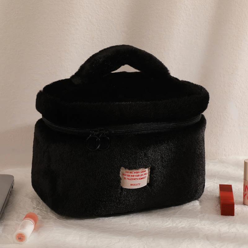 Soft Plush Large Capacity Makeup Bags For Women Daily Cosmetics Organizer Simple Style Tote Travel Toiletry Bag