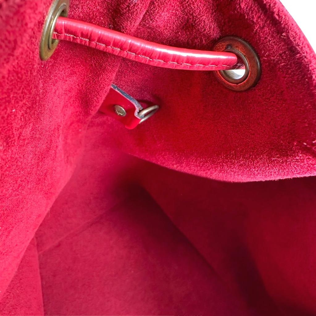 Louis Vuitton Borsa a tracolla tipo coulisse Epi Pelle Epi Rosso Castaliano M44107 Usata