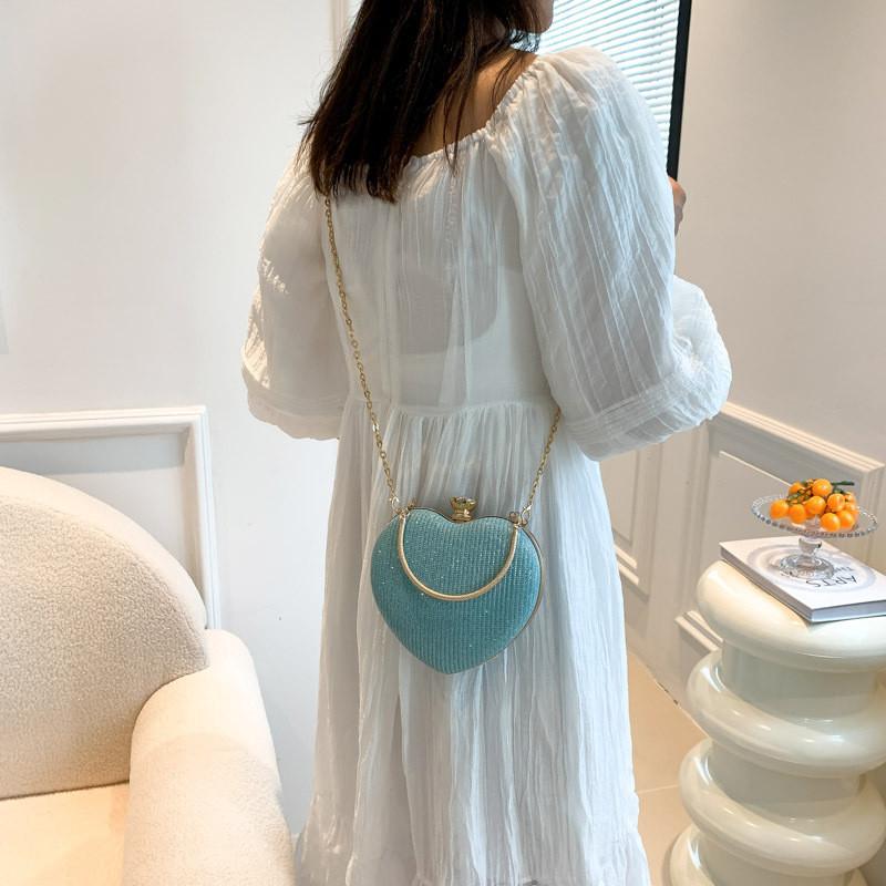 Stylish Heart-shaped Crossbody Bag For Women Trendy Summer 2023 Pu Leather