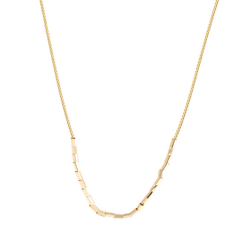 Women's European & American Titanium Steel Square Necklace - Light Luxury Clavicle Chain, Niche Design, Trendy Internet Celebrity Style.