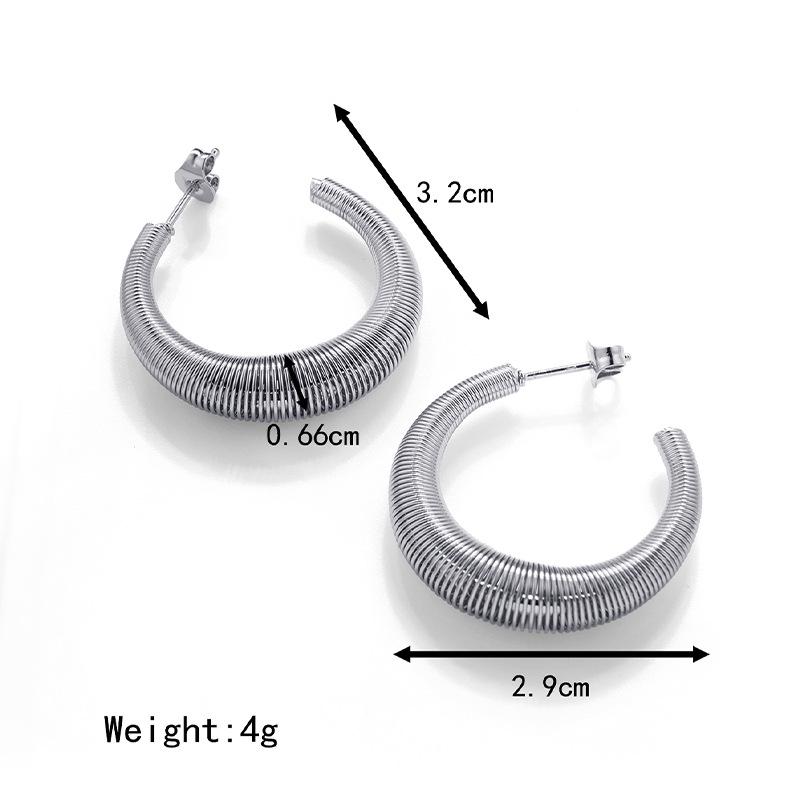 Retro 18K Gold-Plated Titanium Steel Hoop Earrings - Women's European and American Fashion
