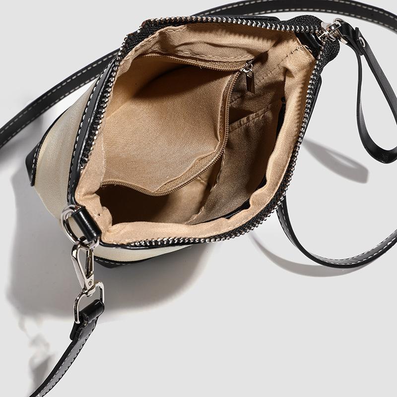 A Niche, Fashionable and Retro Phone Bag with French Fries and A Crossbody Single-shoulder Bag