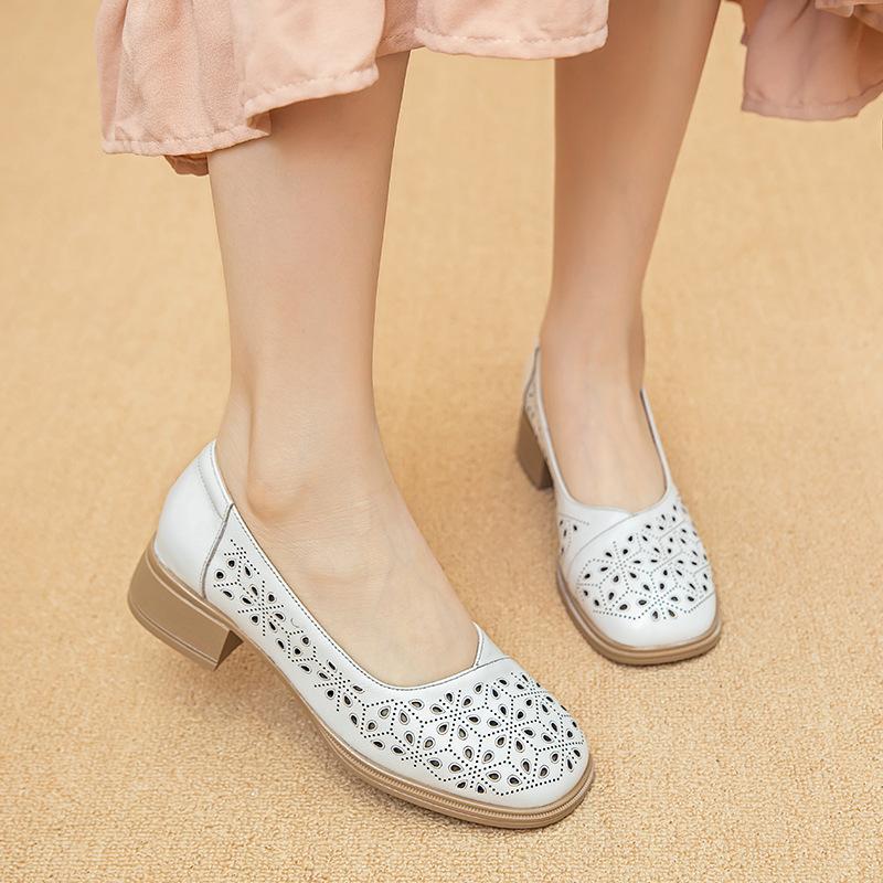 Fashion Comfort Low Heels Women's Shoes Sandals Genuine Leather Soft Soles Summer 2024 New Breathable Hollow Out Mom's Shoes