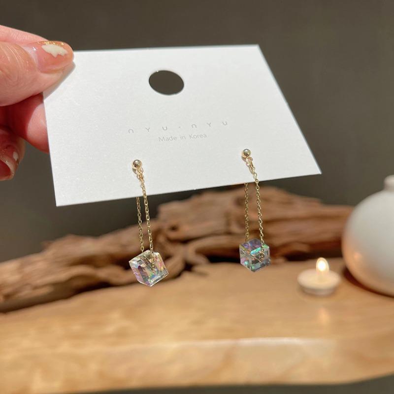 Boucles d'oreilles à longues pampilles pour femmes, style coréen Dongdaemun, design original, boucles d'oreilles polyvalentes