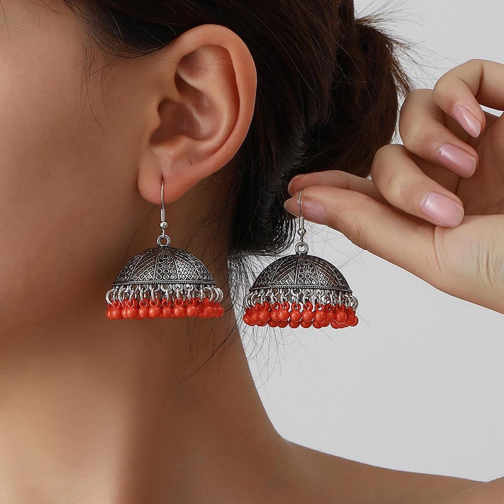 Elegant Bohemian Retro Tassel Earrings: Ethnic Style Hong Kong Chic