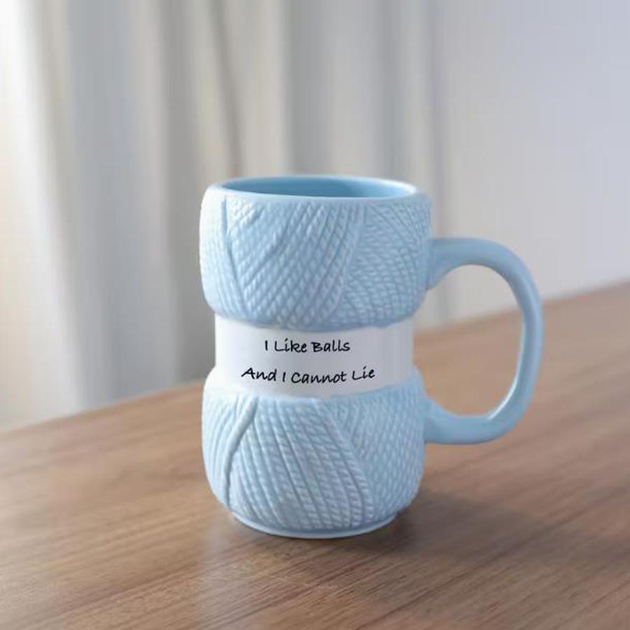

Knitted yarn ball design ceramic mug with fun slogan. 1pc синій