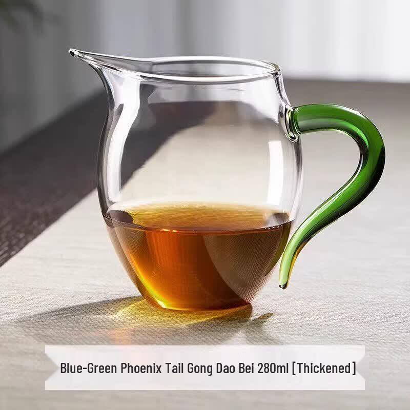 Premium Glass Gongdao Cup Tea Pitcher with Integrated Strainer
