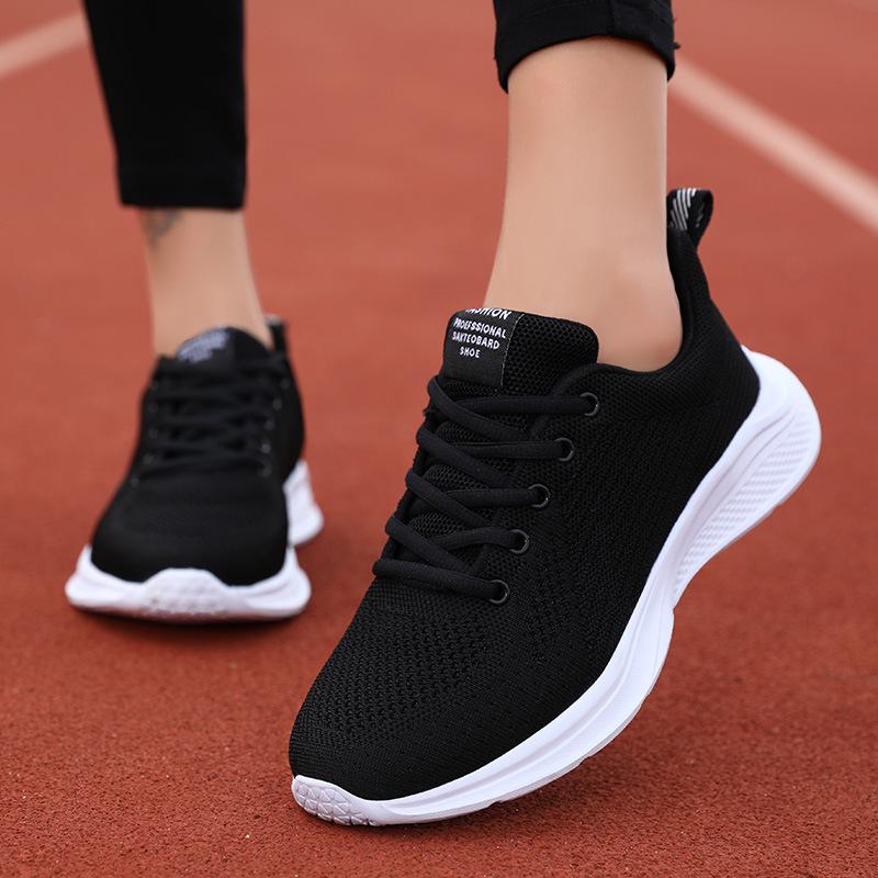 Damskie lekkie sneakersy z siateczki: Wiosenne Casualowe Antypoślizgowe Miękka Podeszwa Płaski Obcas Buty do Biegania