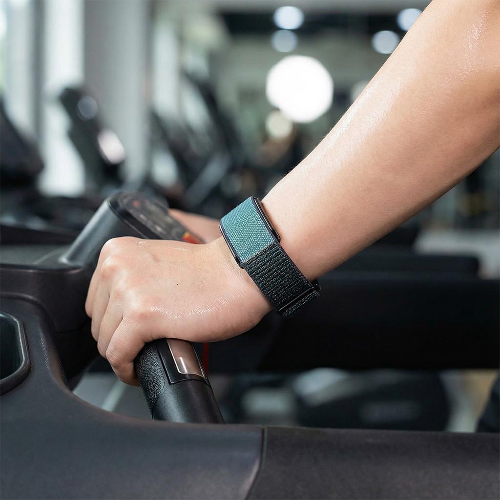 Nylon Sportband Schlaufendesign 22mm Fitness-Tracker-Armband Verstellbares Atmungsaktives Ersatz-Armband für Amazfit Helio Armband