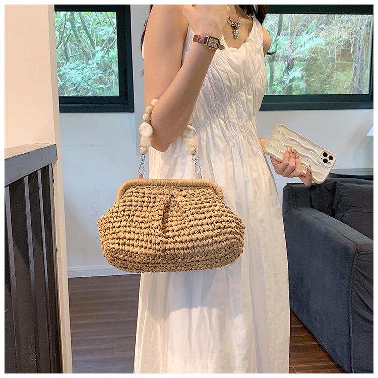2025 Summer New Straw Weaving Crossbody Bag Fashionable and Casual Shell Bag Women's Shoulder Bag with Excellent Texture