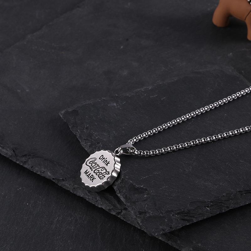 

Trendy Titanium Steel Necklace for Men & Women - Versatile Fashion Jewelry Accessory