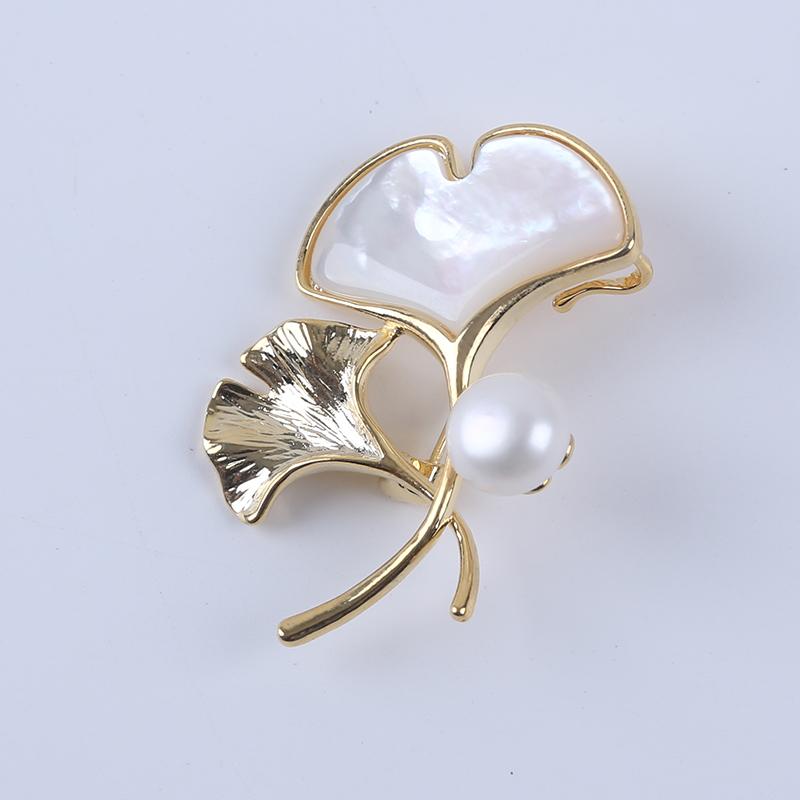 Luxury Atmospheric Freshwater Pearl Brooch Corsage Simple Pin Sweater Women's Coat Accessories Fashion Jewelry Brooches