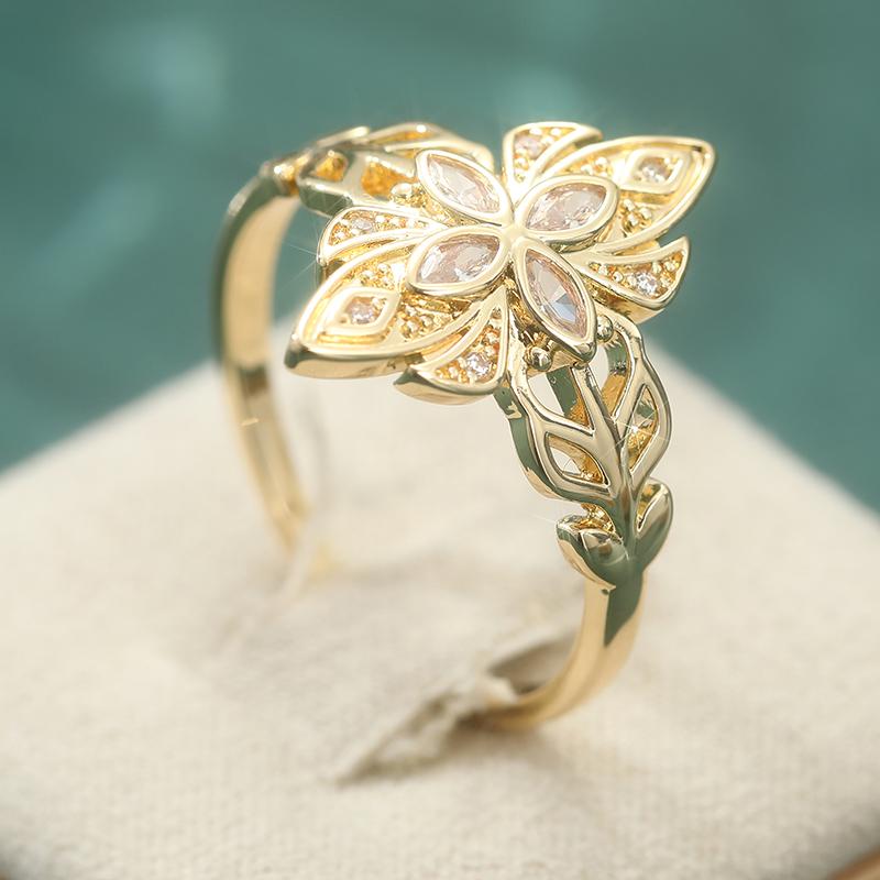 Exquisite Inlaid White CZ Women's Ring Dazzling Gold Color Hand Carving Daily Wear Party Jewelry Anniversary Gift
