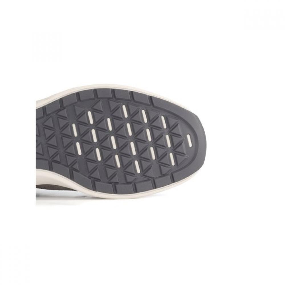 Clarks Mullan Easy Lightweight Cushion Sneakers Claoxc5803mf7