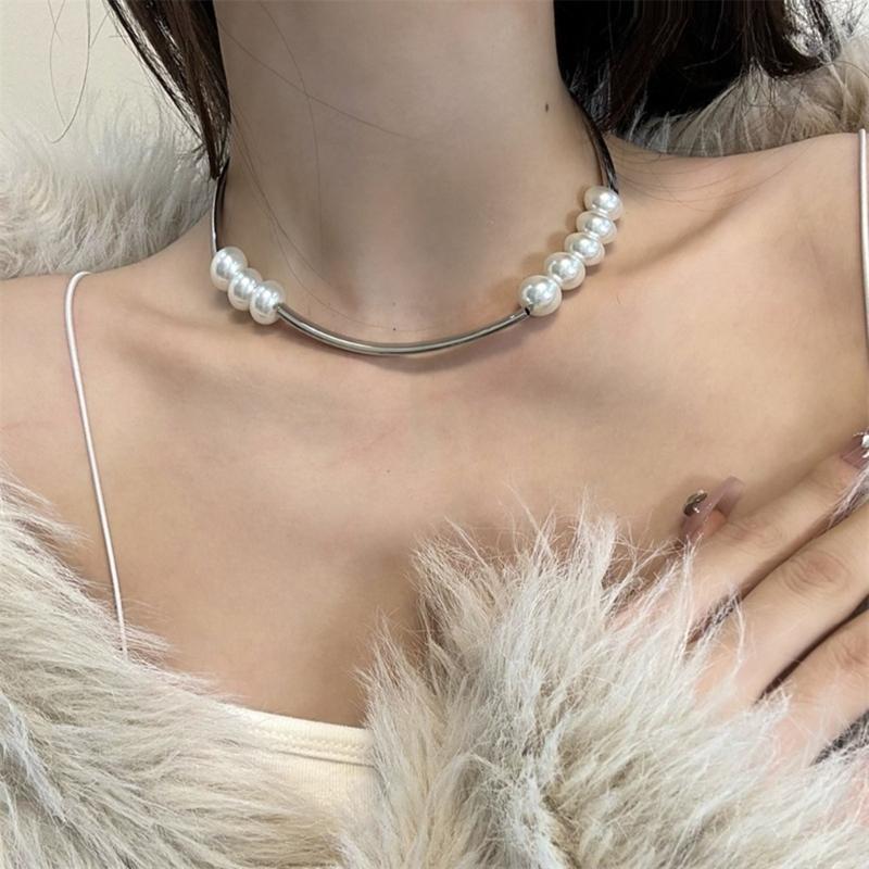 Fashion Elegant Metal Bowknot Tassels Necklace Pearl Beaded Clavicle Chain Choker Necklace Statement Jewelry Neck Chain