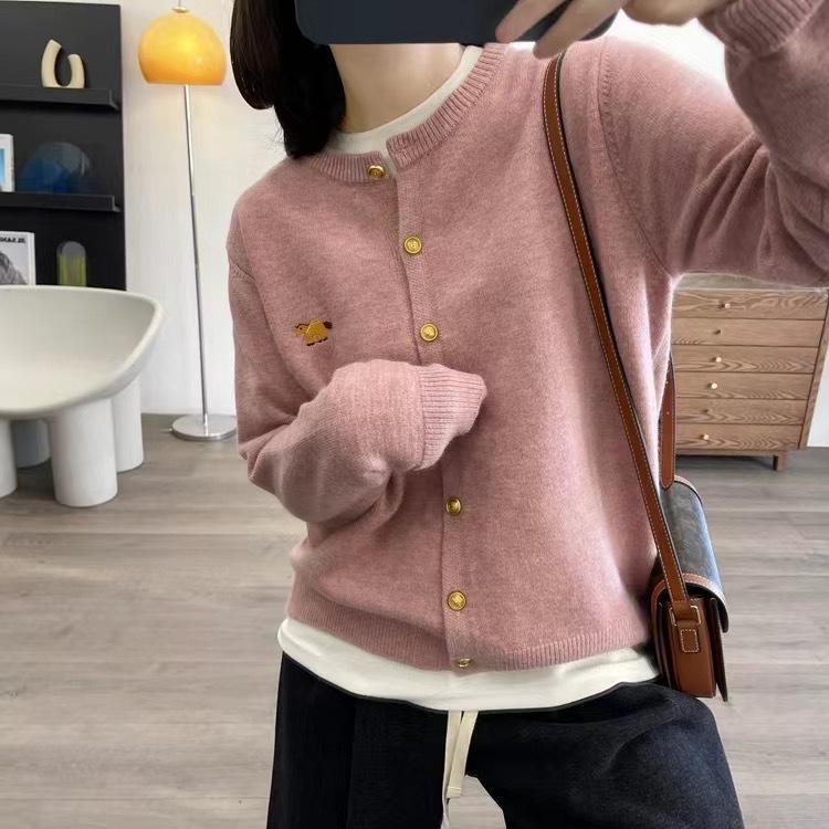 Women's Slimming Cashmere Cardigan: Embroidery, Metal Buckle, Soft Knit Sweater
