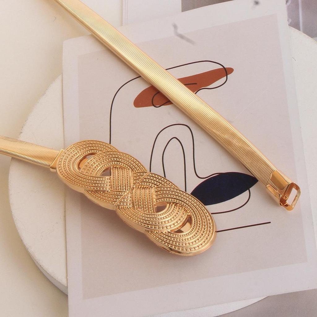 Damski Cienki Metalowy Elastyczny Pasek z Dekoracją Łańcuszka Biodrowego w Kształcie Kwiatu Róży - Idealny do Dopasowania do Spódnic i Sukienek