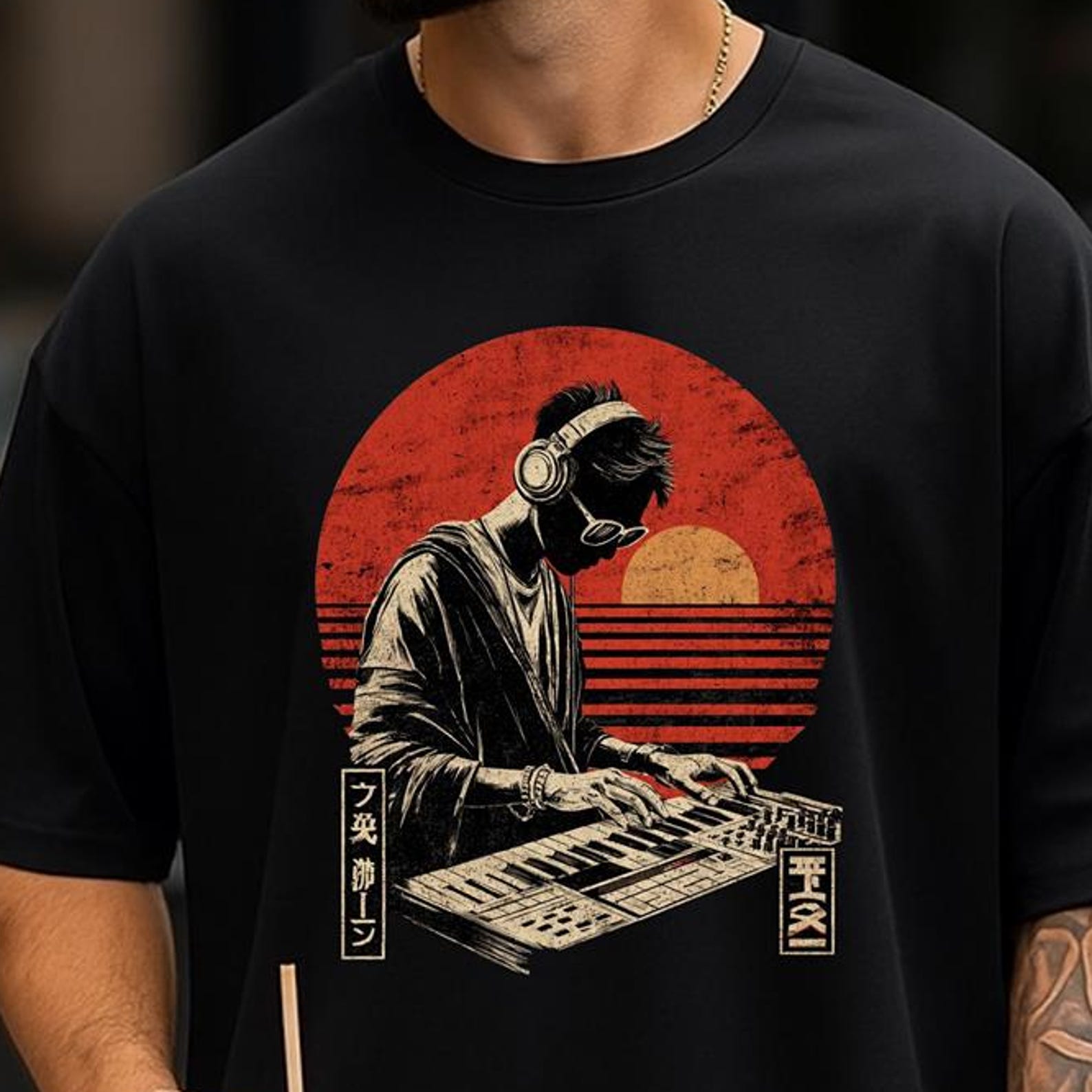 Vintage Japanese DJ T-Shirt, Synthwave Sunset Graphic, Music Producer Gift 4XL