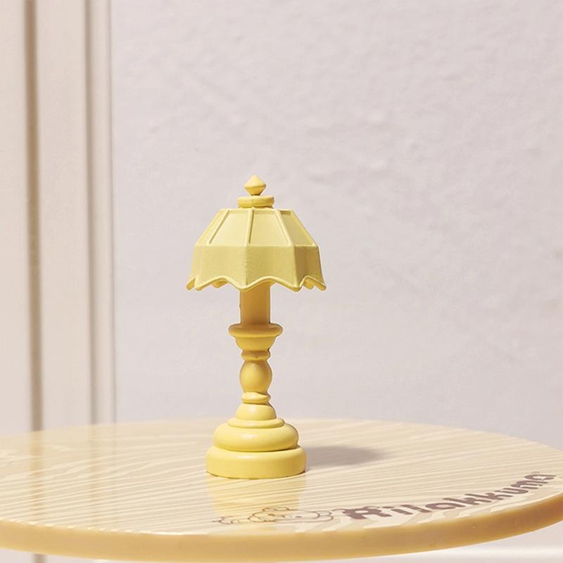 1Pcs Candy Colored Lighting Simulation Mini Table Lamp Ornament Doll House Lamps Decor Accessories Dollhouse Miniature Toy Model