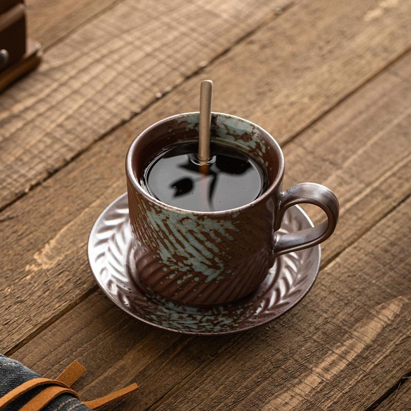 Japanese creative coarse pottery coffee cup saucer retro coffee cup ++ glaze relief red tea cup water cup breakfast cup