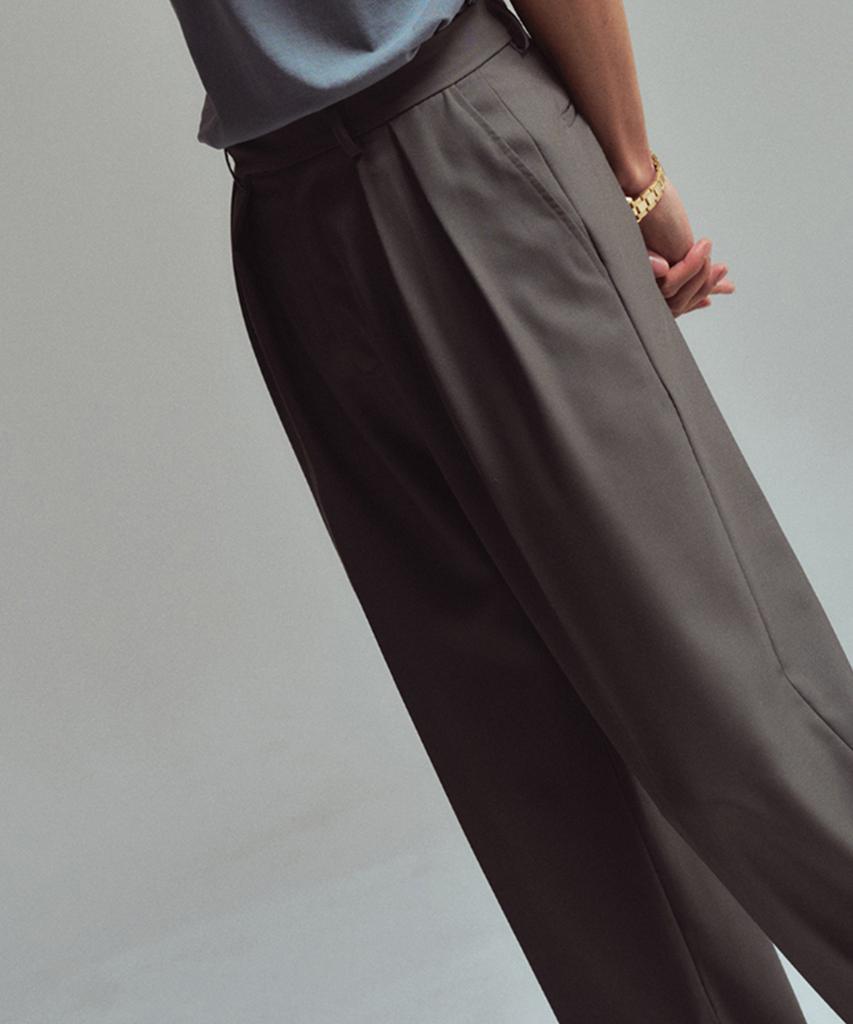 ERER Men Pintuck Slacks Khaki
