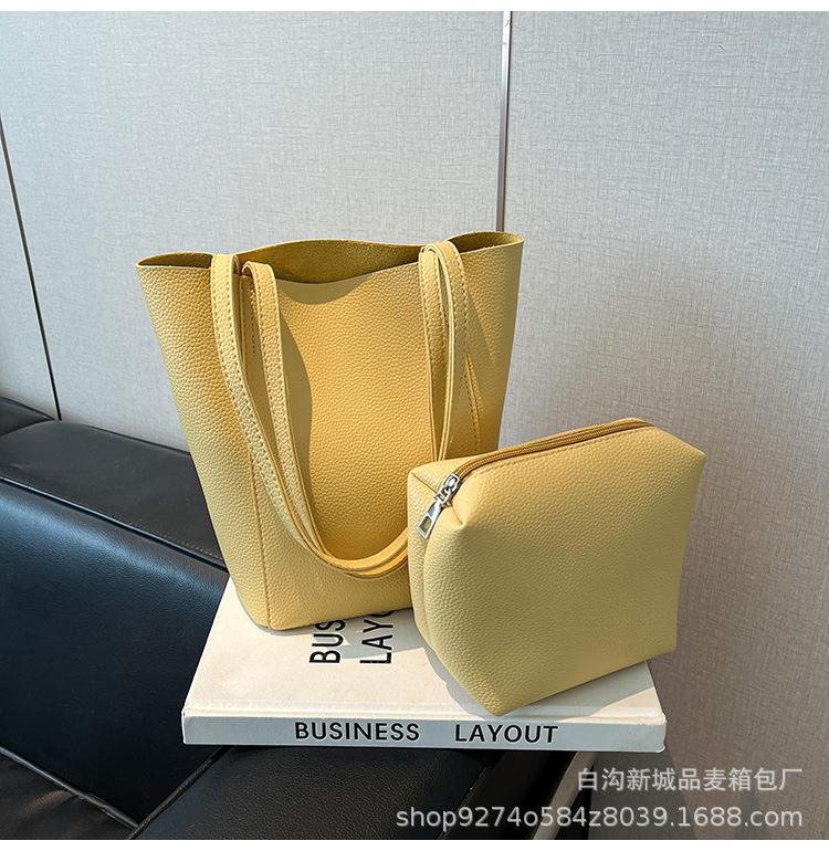 Casual Daily Versatile Premium Bucket Bag 2025 New Solid Color Splicing Single Shoulder Underarm Mother Bag Simple Style