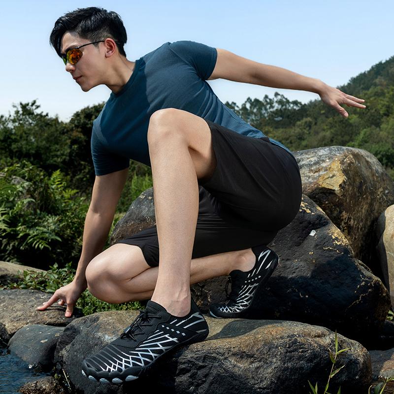 Breathable Water Sports Shoes Barefoot Beach Wading Sneakers Unisex Swimming Aqua Shoes Surfing Diving Water Shoes