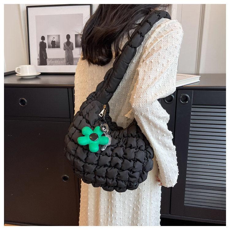Women Bag  New Nylon Filled Cotton Autumn Winter Fashion Sweet Solid Zipper Shoulder Bags  Crossbody Girls Bag