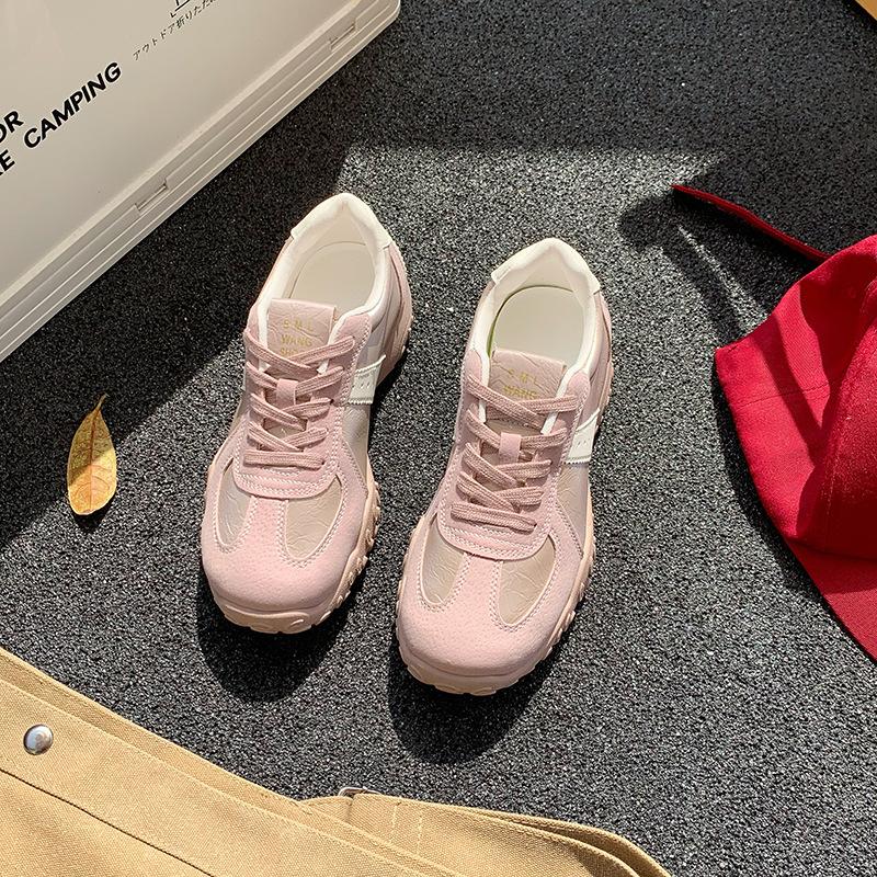 Internet celebrity super fire European station women's shoes 2025 spring new soft leather high sense moral training shoes light tide casual sp