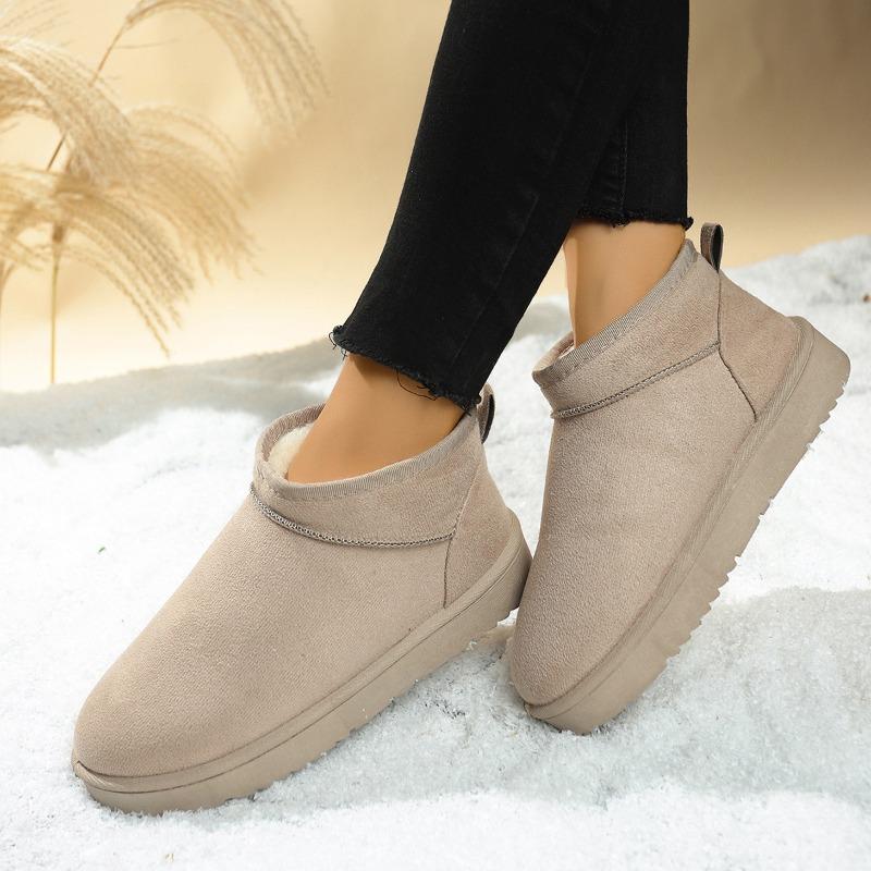 Sleeve boots women's new large size fashion temperament snow boots piled thickened cotton boots tide