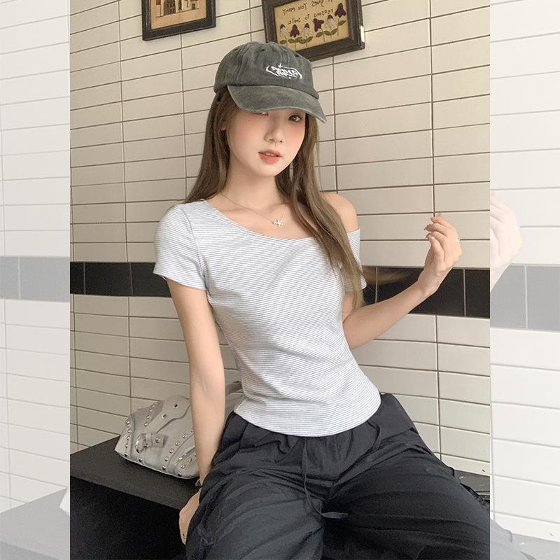 Korean hottie sexy diagonal neck off-the-shoulder striped short-sleeved T-shirt women's new summer ootd wear super good-looking top