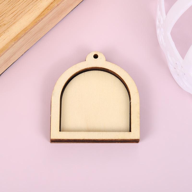 5 PACK Mini Embroidery Hoop Small Wooden Mini Crossing Stitch Hoop Animal Shaped Mini Wood Hoop Ring for DIY Pendant Crafts