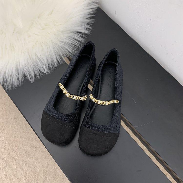 Flat single shoes women's spring and autumn Doudou shoes 2025 new versatile fairy style French gentle with skirt Mary Jane shoes