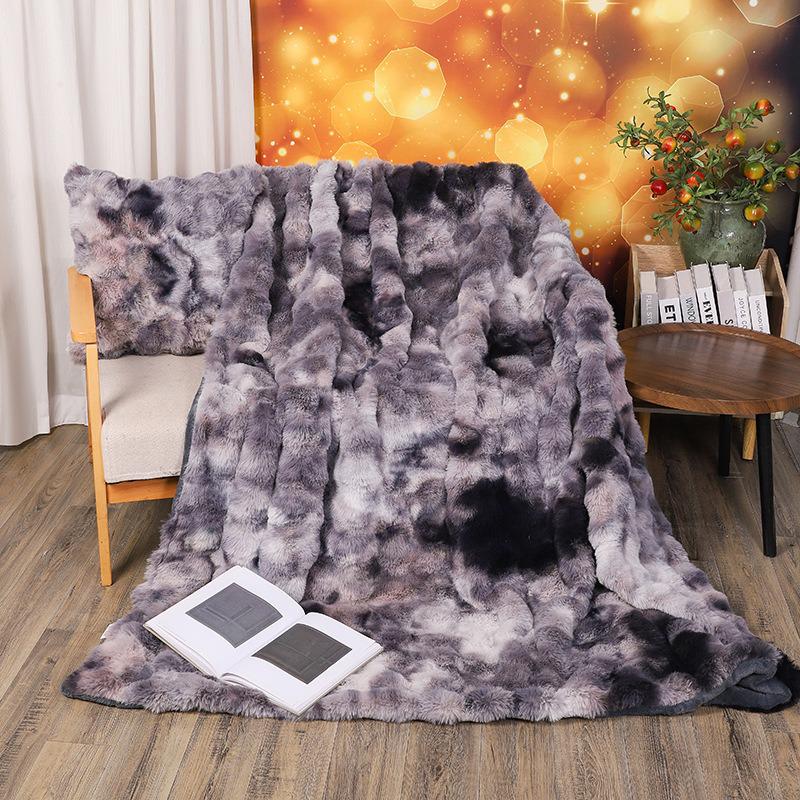 Tuscany Dual-Sided Ultra-Thick Rabbit Fur Blanket: Autumn/Winter Velvet Nap Quilt