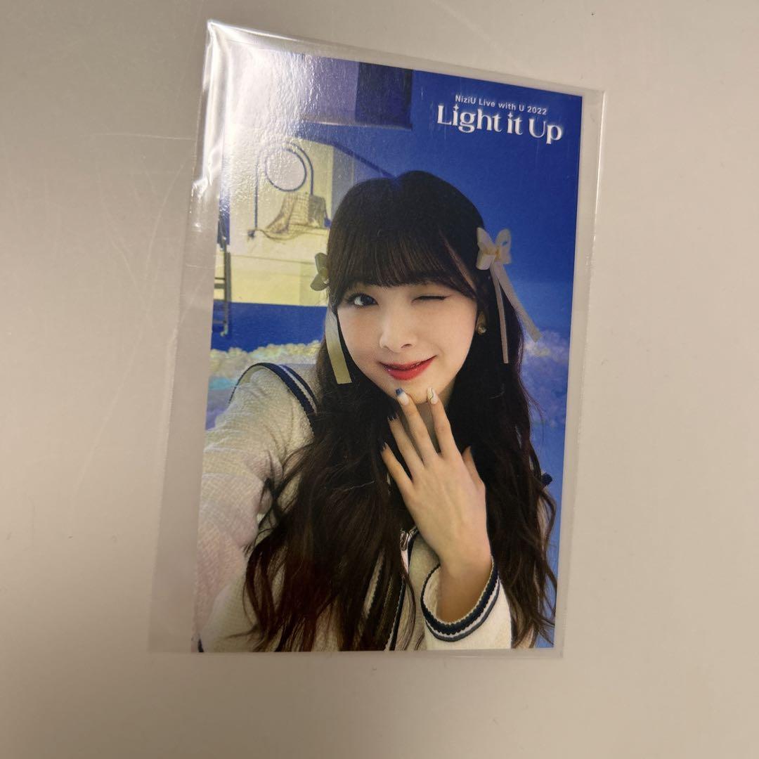 

[USED] NiziU Light it Up Miihi Celca Trading Card
