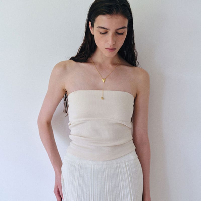 BORNETE COLLECTION_HER GAZE_Nora heart drop necklace