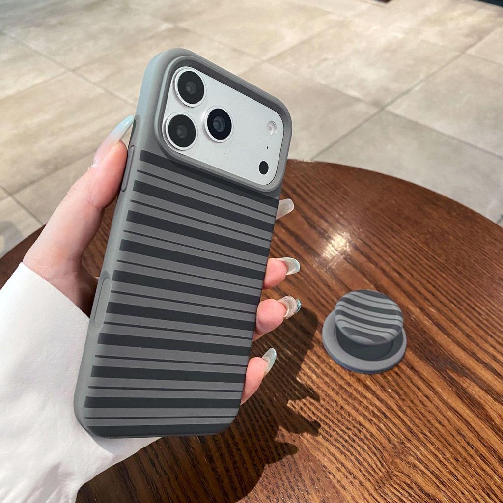 iPhone 17 Pro Max Striped Magnetic Silicone Drop-proof Case