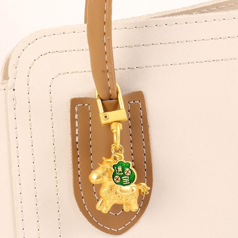 5 Piece Alloy Horse Zodiacal Keychains for Good Fortune In 2026 Multifunctional Lightweight Phone and Bag Accessories