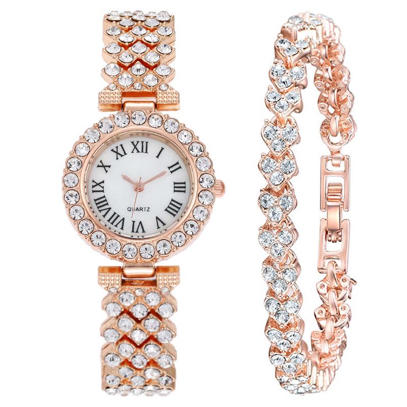 Fashion Rhinestone Women's Quartz Watch with Roman Numerals and Bracelet Style