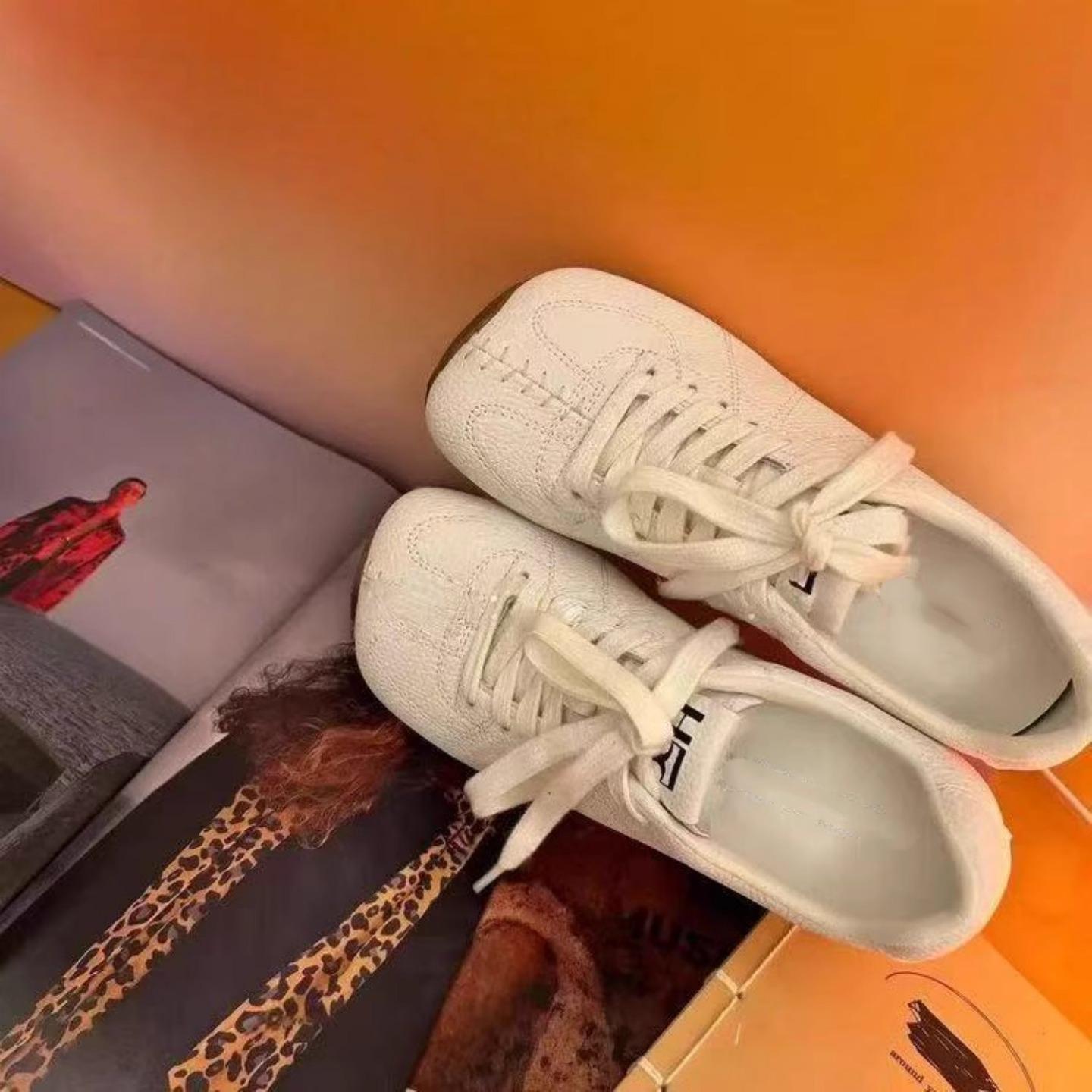 

Time Line - Minimalist Litchi Pattern Structure German Training Shoes 4cm 2025 Summer New Comfortable Soft Sole Casual Shoes Women 35